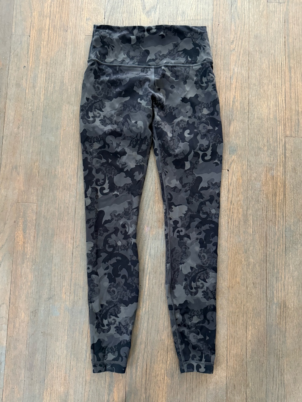lululemon athletica Black & Charcoal High-Rise Camo Print Leggings